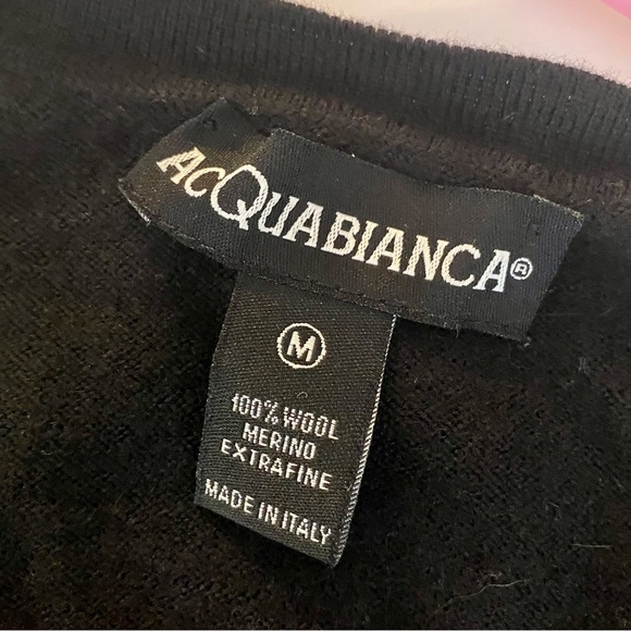 AC Quabianca. Black, V-neck, Sweater, Long-Sleeve, Size Medium. 100% Wool. - Picture 4 of 8